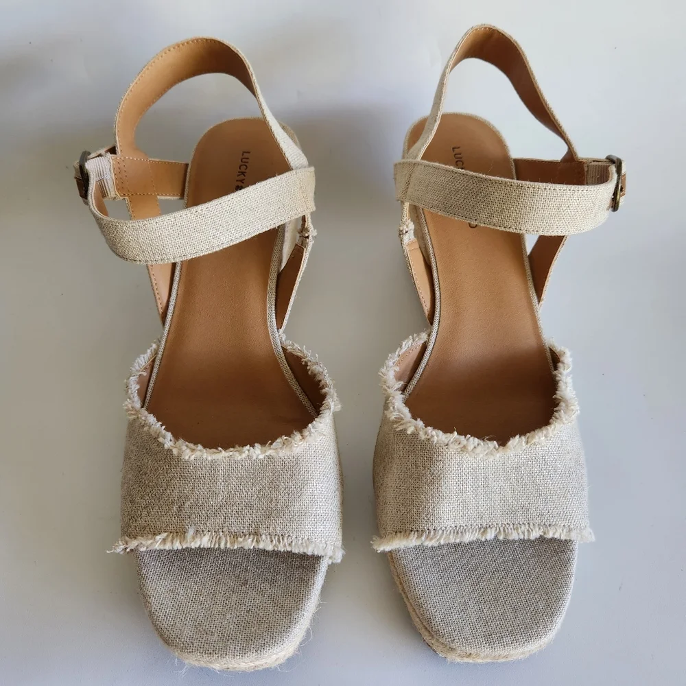 Lucky Brand Mindra Espadrille Wedge Sandal Size 12 Natural Frayed
